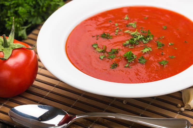 מתכון מרק עגבניות מאכל מסורתי שכדאי להכיר